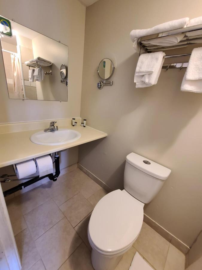 Highland Motel ノースシドニー エクステリア 写真